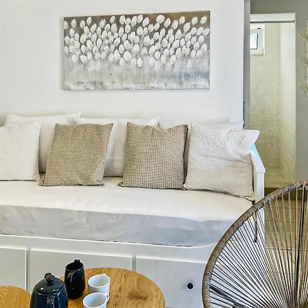 Holiday home Beautiful In With Kitchen *